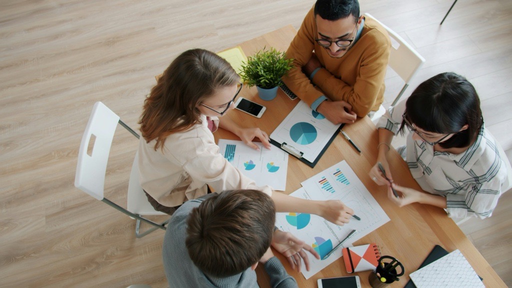 Valentra advisors working together